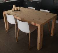 Esstisch Andrina 160 cm – Arvenholz massiv mit vier...